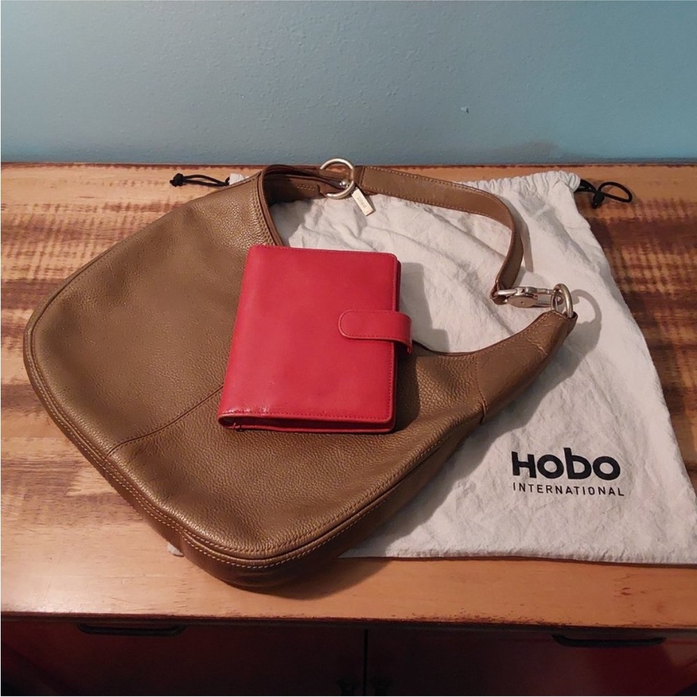 Hobo leather hobo bag AND organizer case